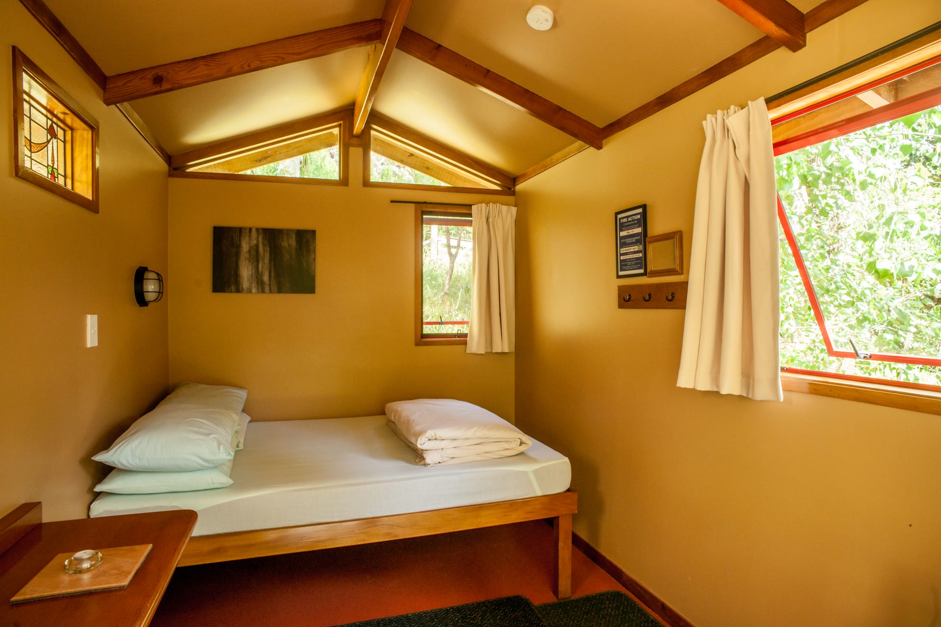 Brook Cabin bedroom
